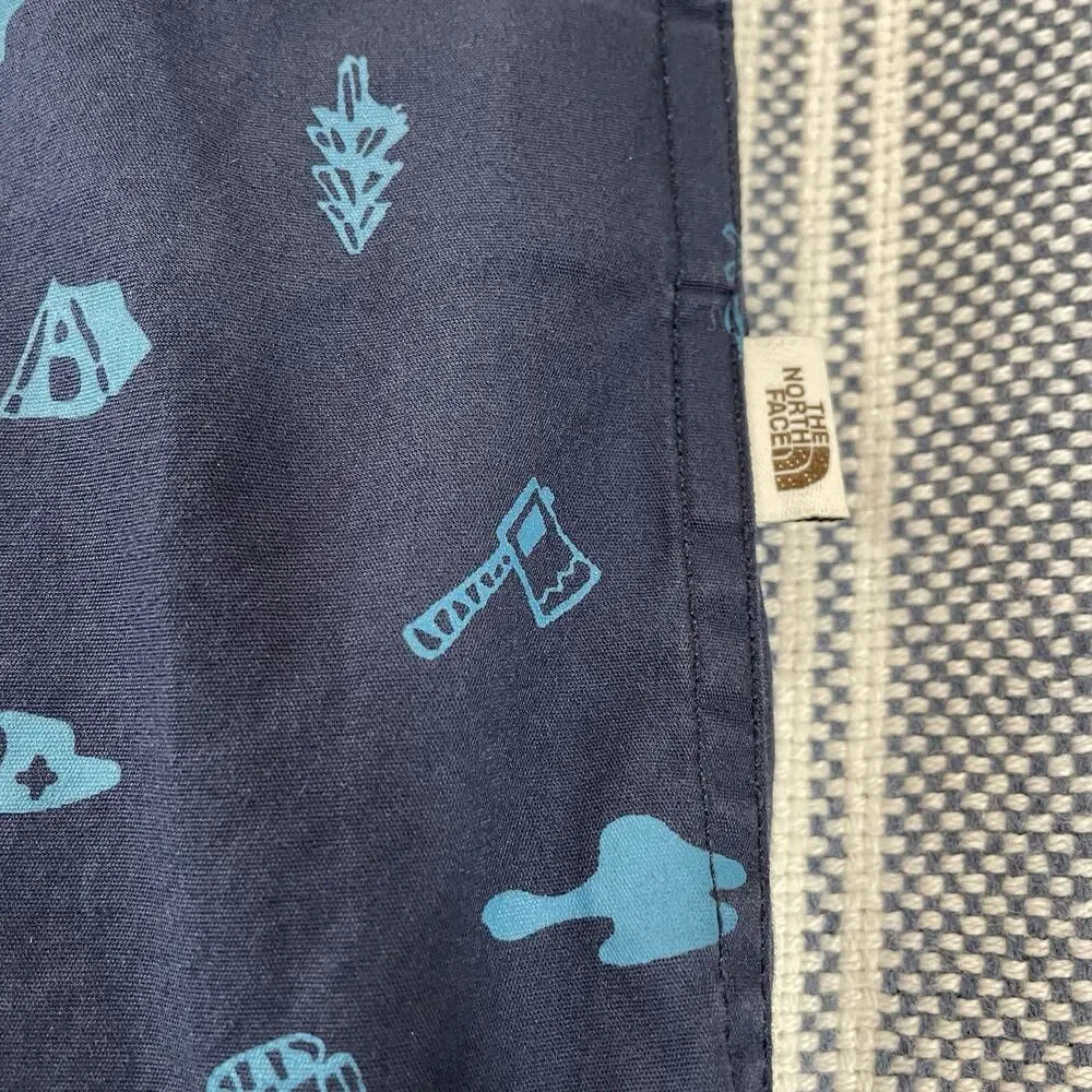 The‎ North Face Short Sleeve Button Up Shirt Men's M Camping Pattern Blue Cotton